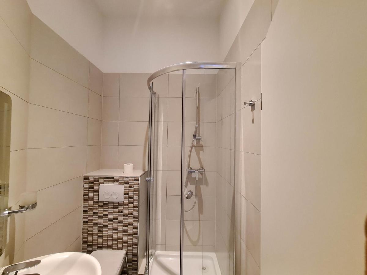 Homesuites Mikroapartments Бремен Екстериор снимка